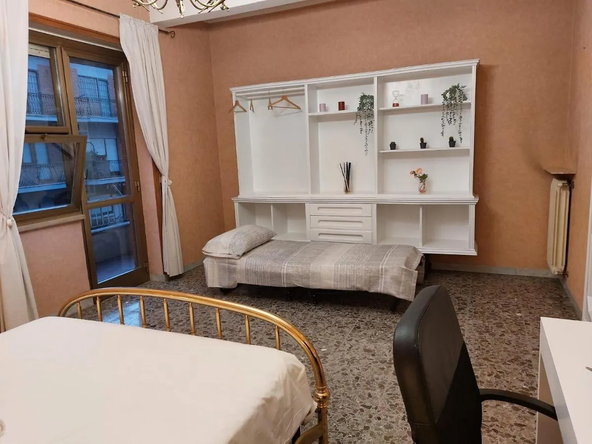 Guest house 12Min Da Roma Centro Stanza Grande E Luminosa Hotel Ciampino Italy