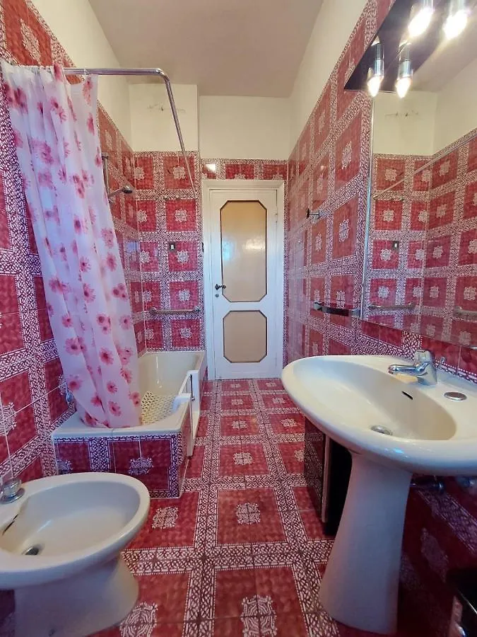 12Min Da Roma Centro Stanza Grande E Luminosa Hotel Ciampino Italy