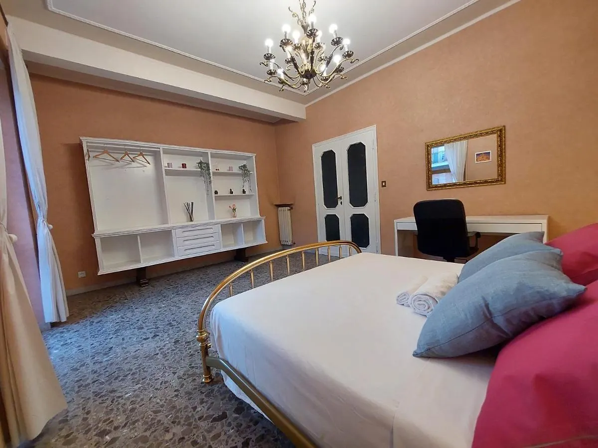12Min Da Roma Centro Stanza Grande E Luminosa Hotel Ciampino Guest house