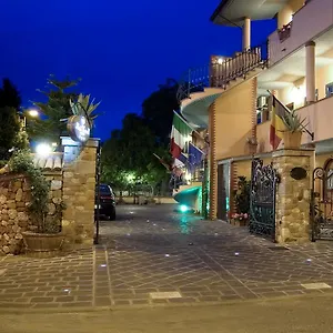 Louis Ii Hotel