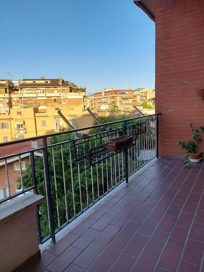 Guest house 12Min Da Roma Centro Stanza Grande E Luminosa Hotel Ciampino